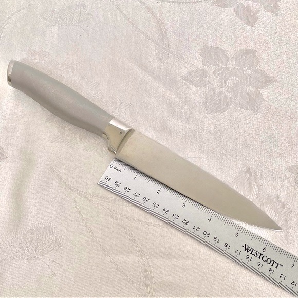 HENCKELS Modernist Stainless Steel utility knife. Great preowned condition - Picture 3 of 5
